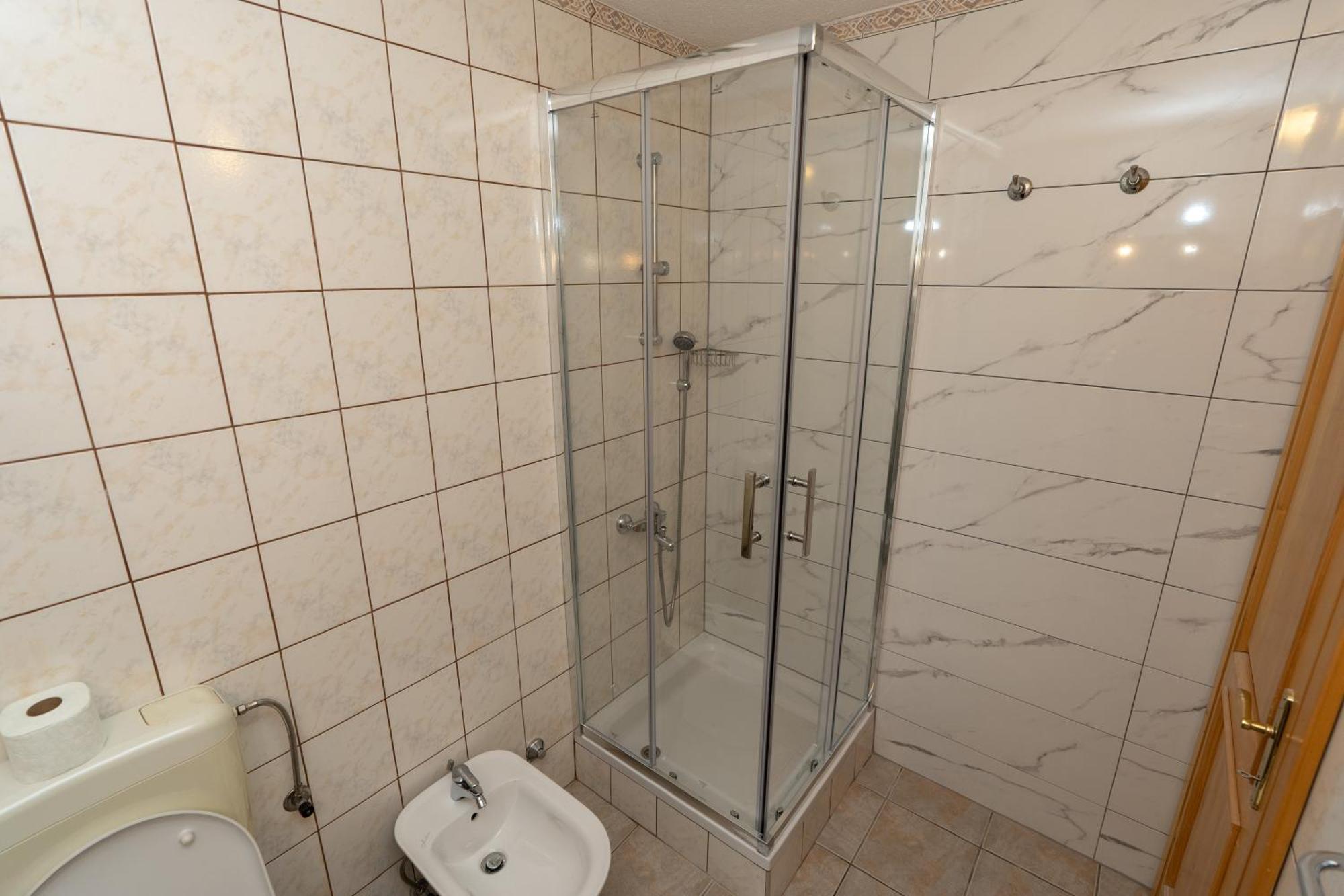 Apartman Miramare Otočac Eksteriør bilde