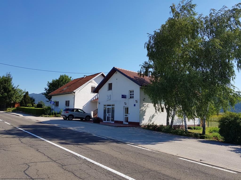 Apartman Miramare Otočac Eksteriør bilde