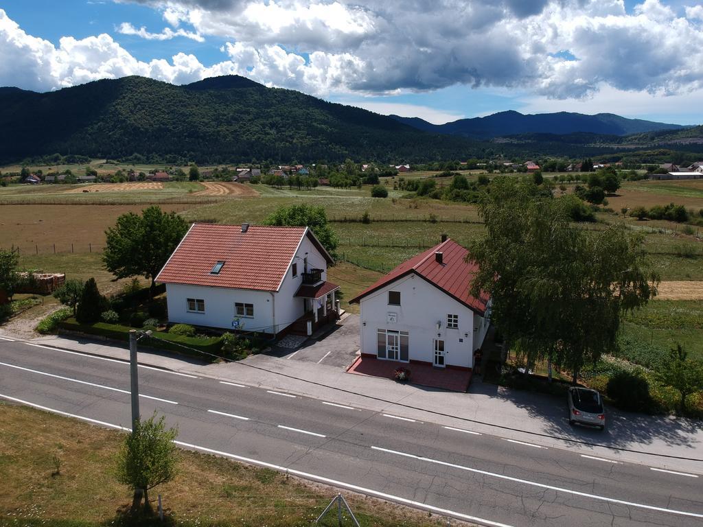 Apartman Miramare Otočac Eksteriør bilde